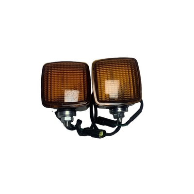 Z8610-12000 Universal Head Lamp 12-24V Turning Light untuk Forklift Model CPC D 10-100