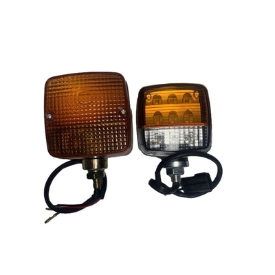 Z8610-12000 Universal Head Lamp 12-24V Turning Light untuk Forklift Model CPC D 10-100