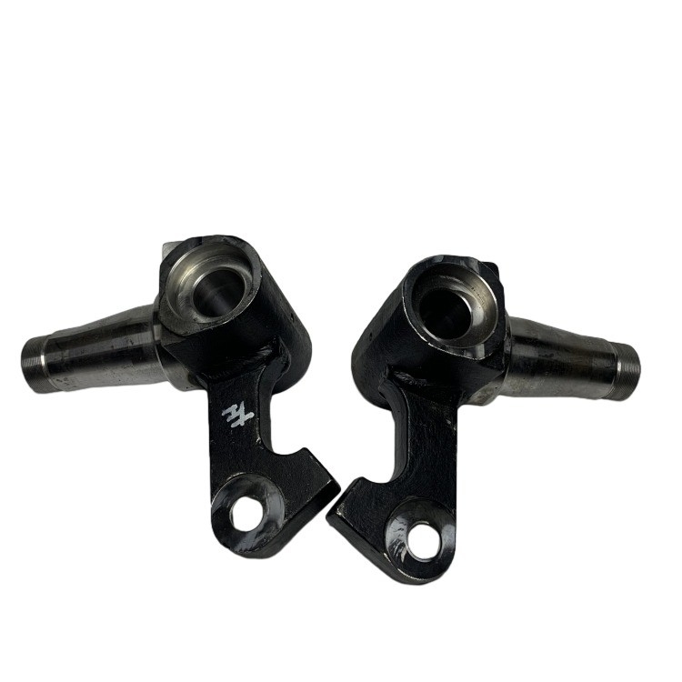 Knuckle kemudi forklift 80DH-413000 tahan lama untuk CPCD100RG di bengkel mesin